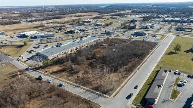 $1,404,374 | 210 Southwest M 150 Highway, Lee's Summit, MO 64082