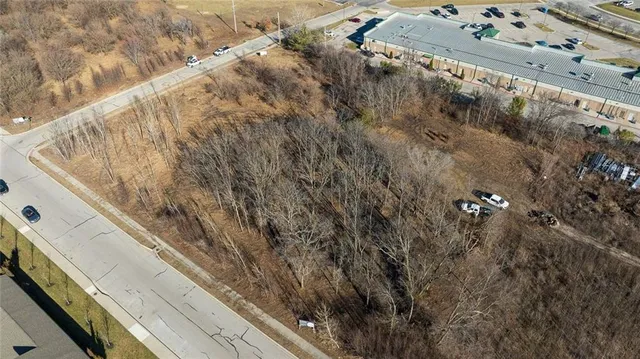 $1,404,374 | 210 Southwest M 150 Highway, Lee's Summit, MO 64082