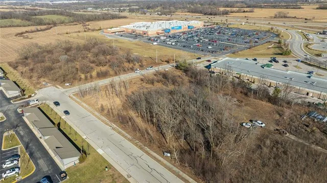 $1,404,374 | 210 Southwest M 150 Highway, Lee's Summit, MO 64082