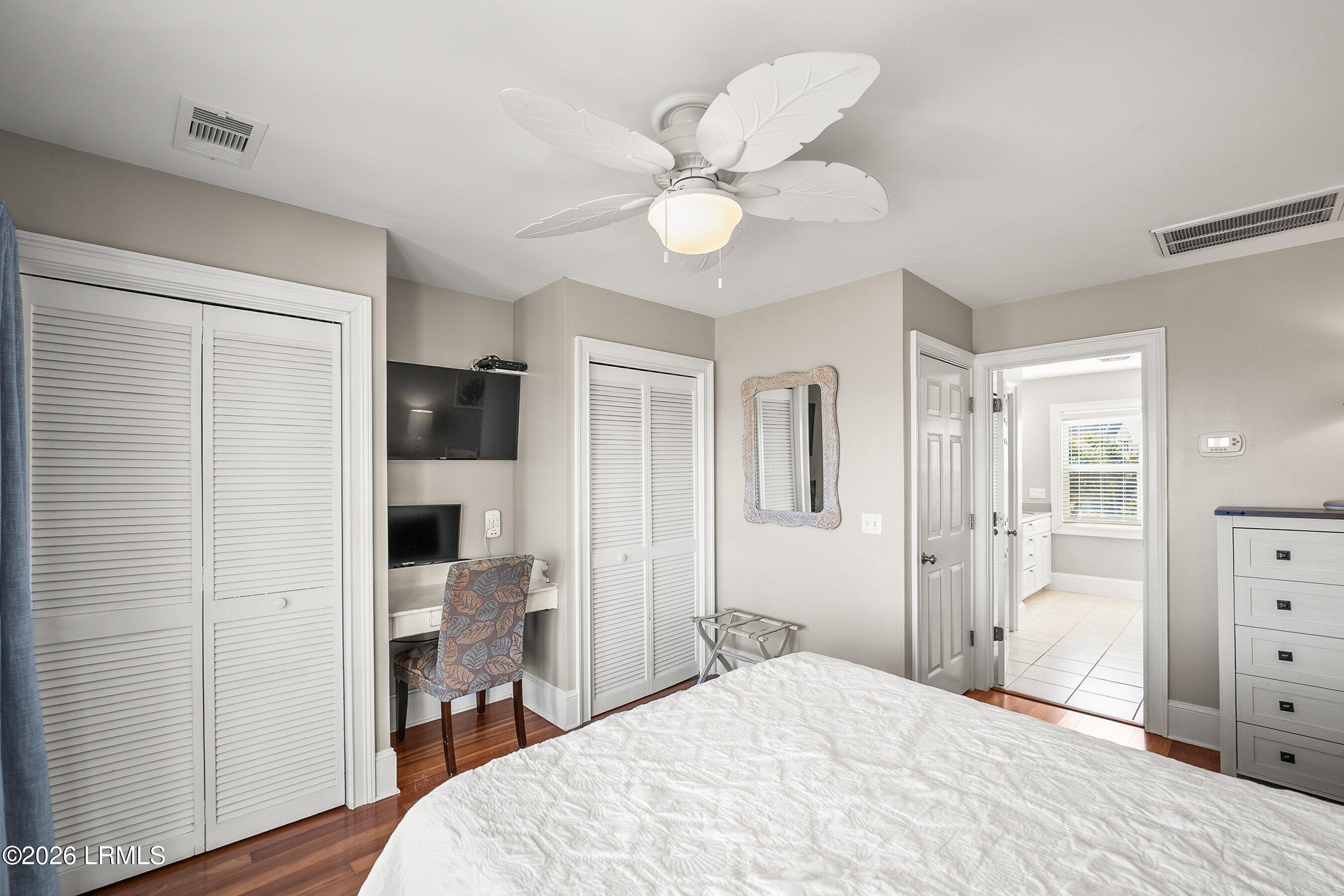 705 Ocean Cottage, Unit 705 Fripp Island, SC 29920 - Photo 21 of 47 Oceanview bedroom