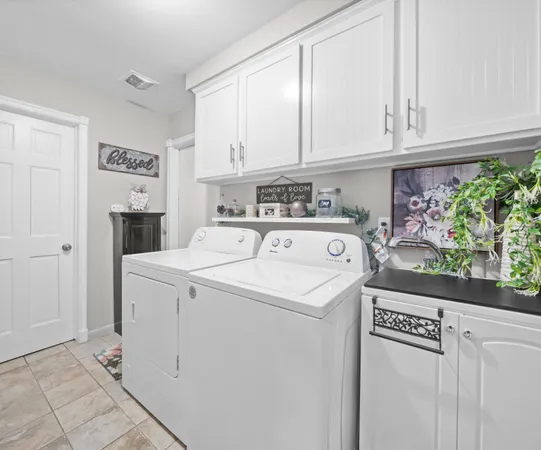 $465,000 | 43440 Cottisford Street, Novi, MI 48375
