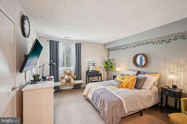 $193,000 | 411 North Stiles Avenue, Unit B9, Maple Shade, NJ 08052