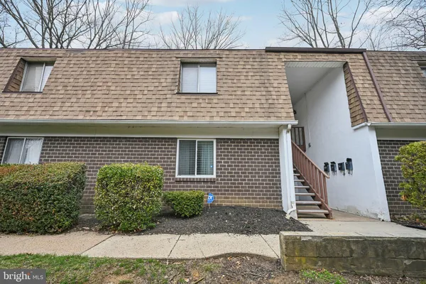 $193,000 | 411 North Stiles Avenue, Unit B9, Maple Shade, NJ 08052
