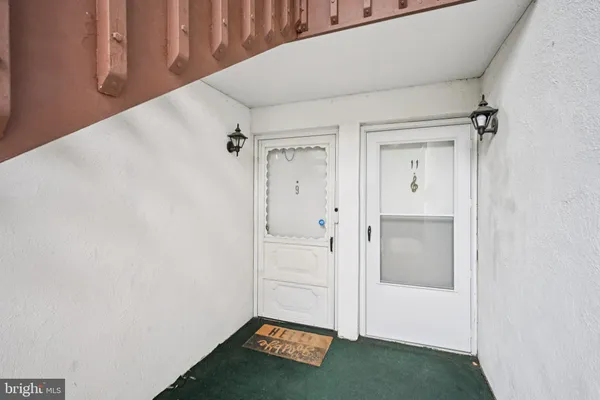 $193,000 | 411 North Stiles Avenue, Unit B9, Maple Shade, NJ 08052
