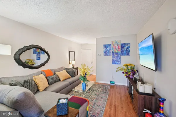 $193,000 | 411 North Stiles Avenue, Unit B9, Maple Shade, NJ 08052