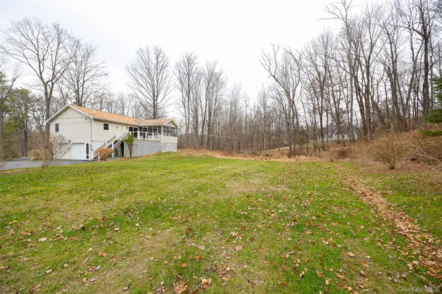 $649,900 | 26 St Paul Road, Red Hook, NY 12571