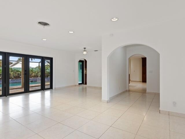 1705 Ashby Road Juno Beach, FL 33408 - Photo 4 of 21 Living Dining Foyer