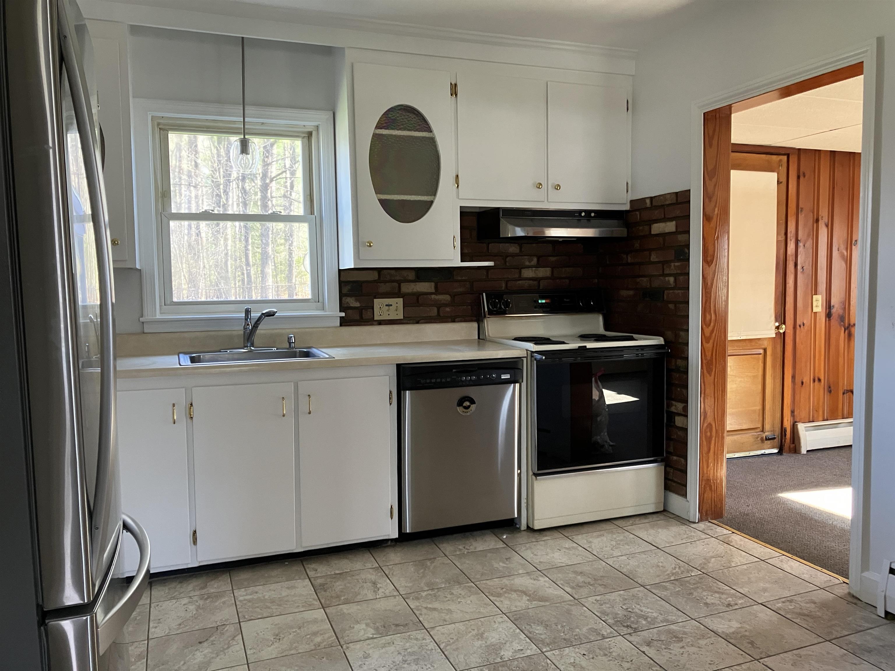 120 Purdue Street Manchester, NH 03103 - Photo 14 of 15