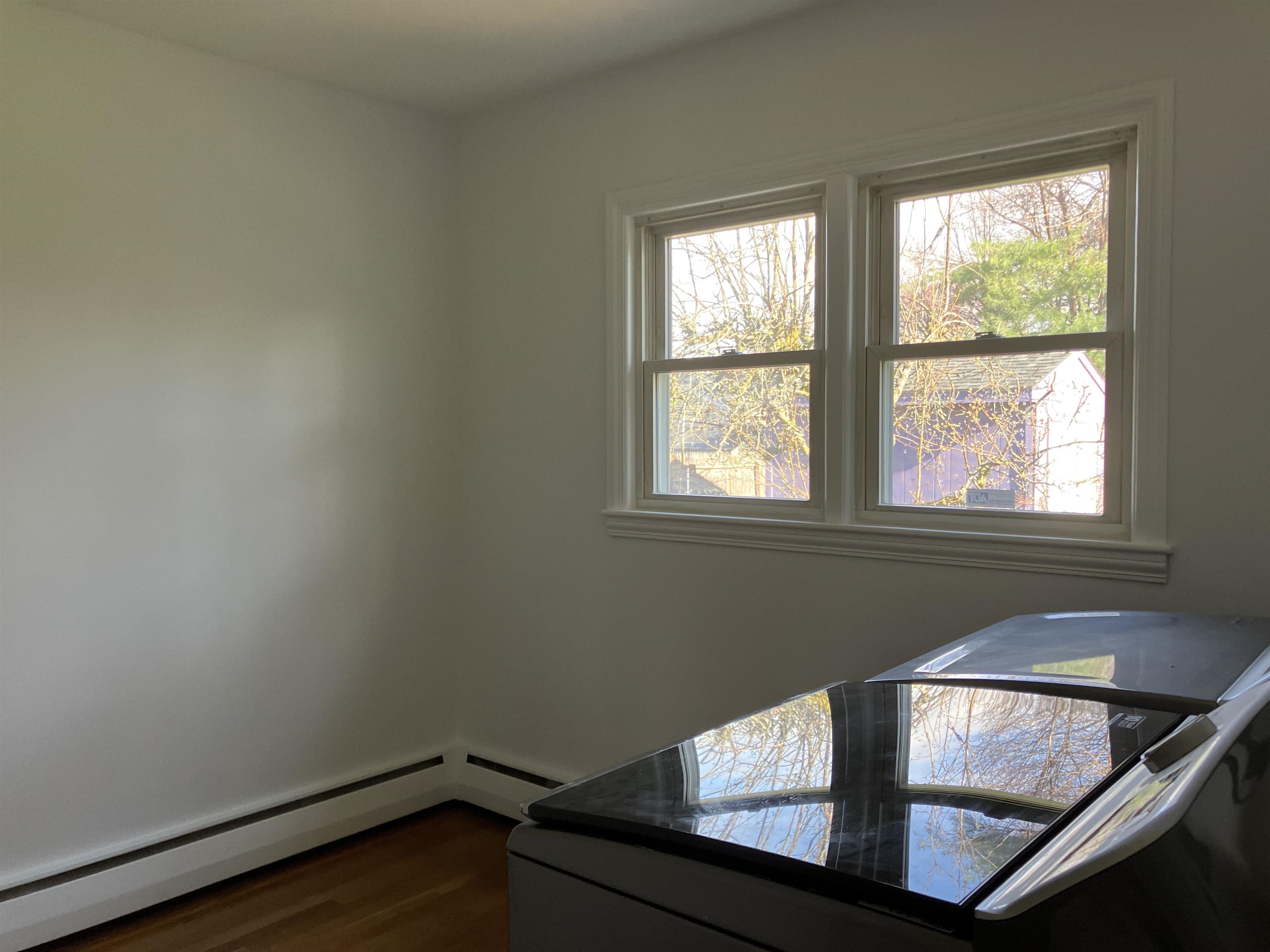 120 Purdue Street Manchester, NH 03103 - Photo 9 of 15