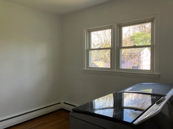 $399,900 | 120 Purdue Street, Manchester, NH 03103