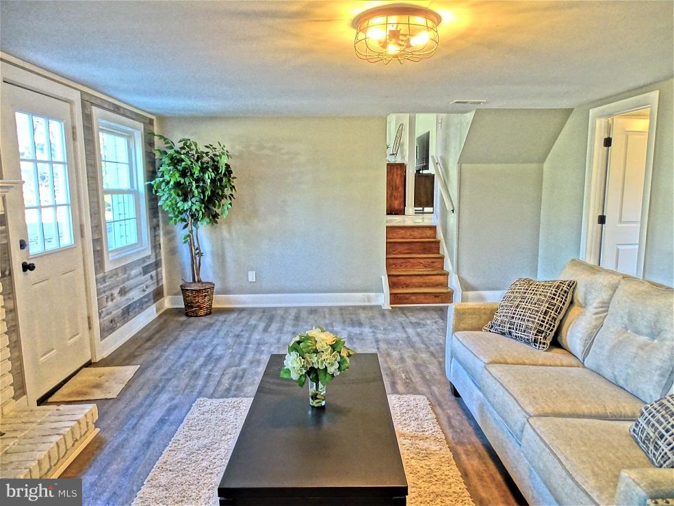1630 Dillon Road Ambler, PA 19002 - Photo 4 of 31 Gallery Image 4