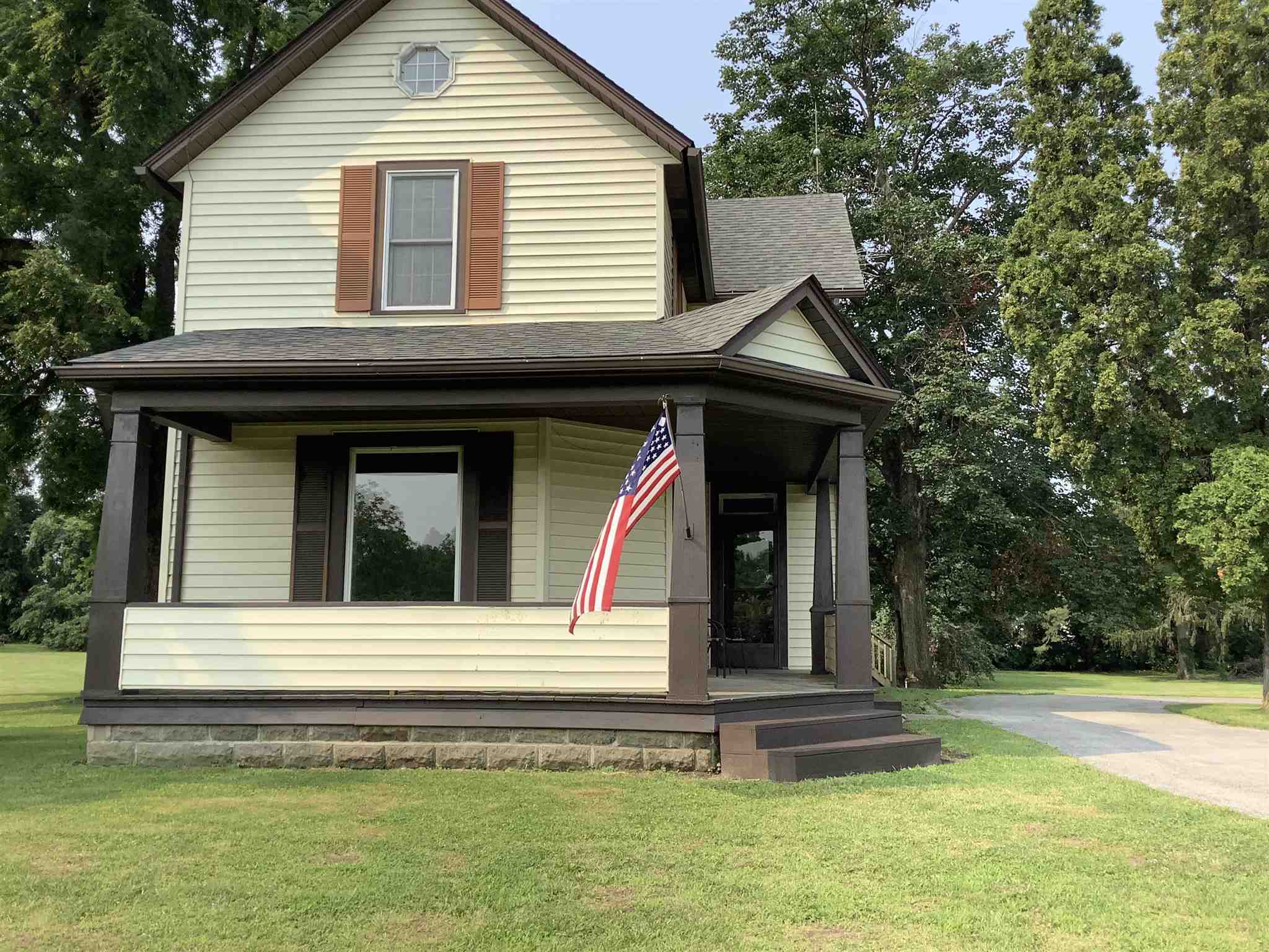 910 West 900 North Decatur, IN 46733 - Photo 3 of 25