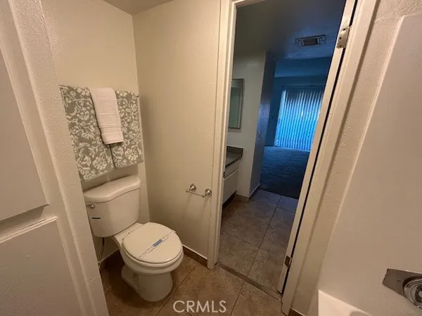 $2,595 | 51020 Eisenhower Drive, Unit 25, La Quinta, CA 92253