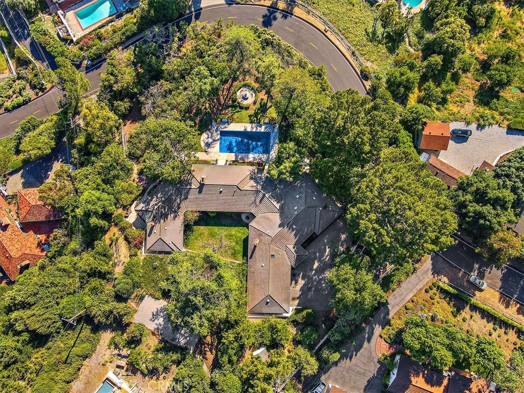 2 Quail Ridge Road South Rolling Hills, CA 90274 - Photo 58 of 67 an aerial view of a house with a yard