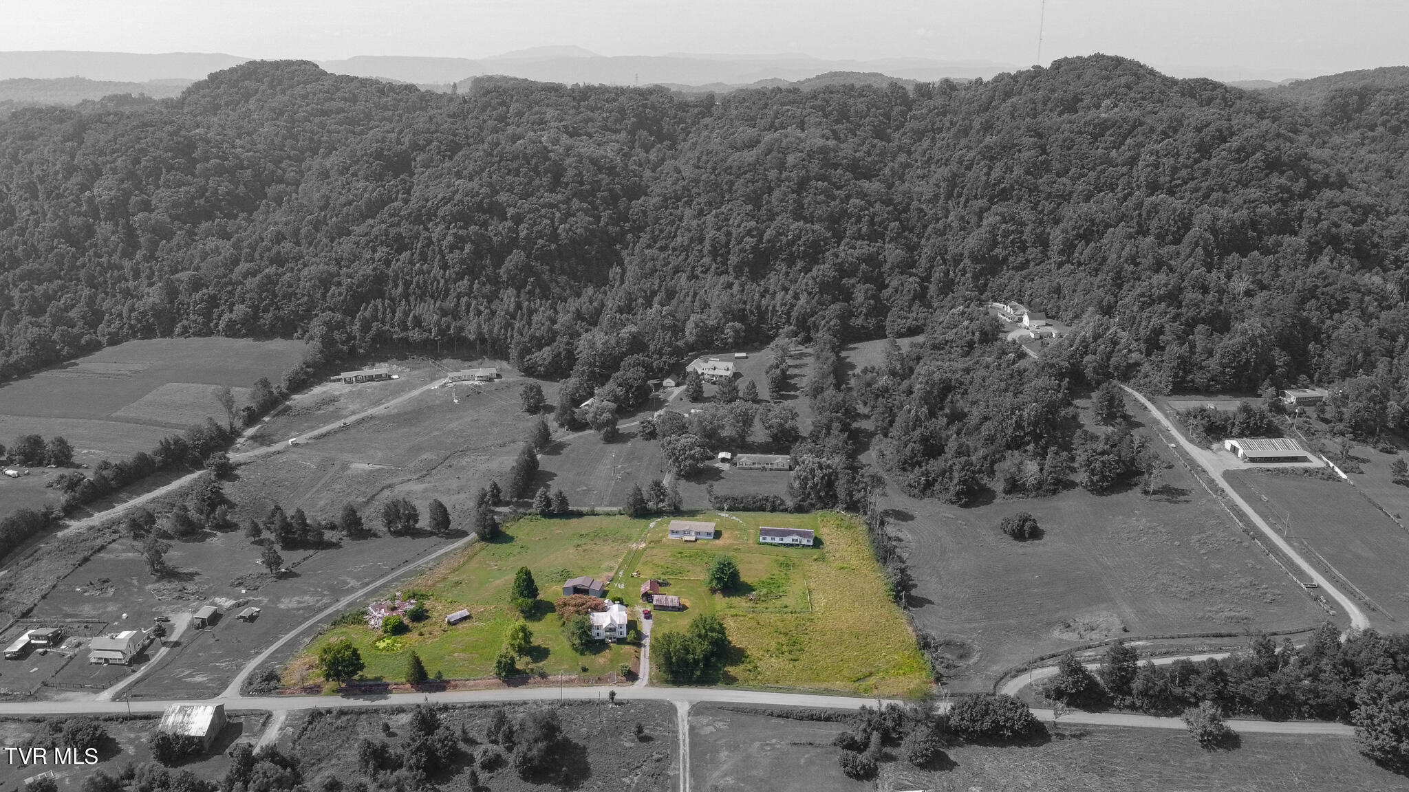 8062 Stanley Valley Road Gate City, VA 24251 - Photo 32 of 44 32