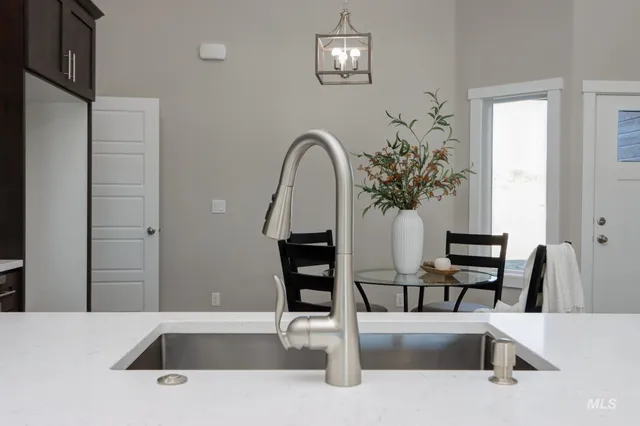 $334,900 | 908 Sierra Street, Vale, OR 97918