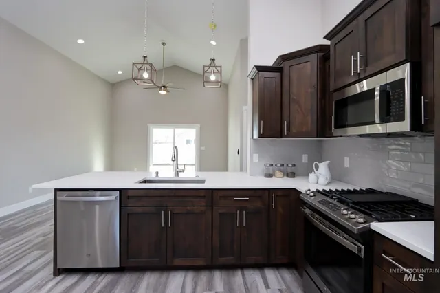 $334,900 | 908 Sierra Street, Vale, OR 97918