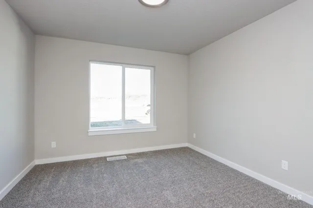 $334,900 | 908 Sierra Street, Vale, OR 97918