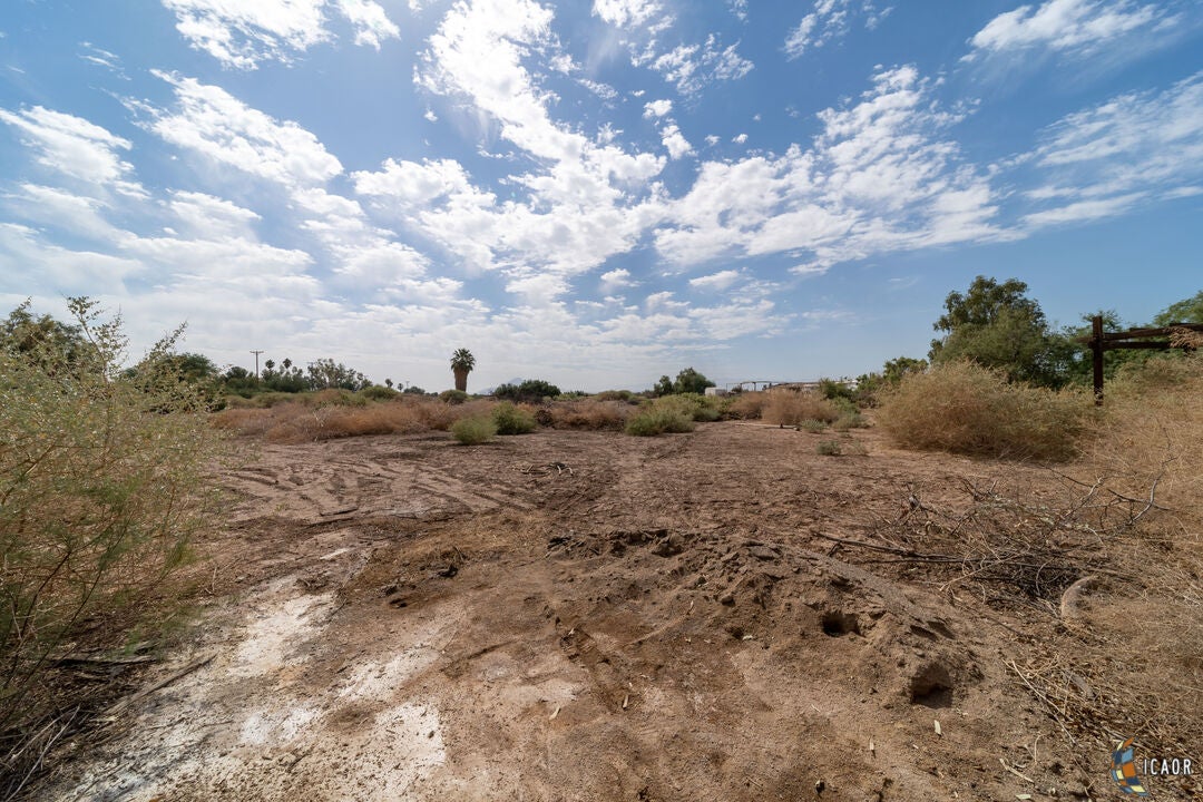 1885 Derrick Road El Centro, CA 92243 - Photo 27 of 29 Gallery Image 27