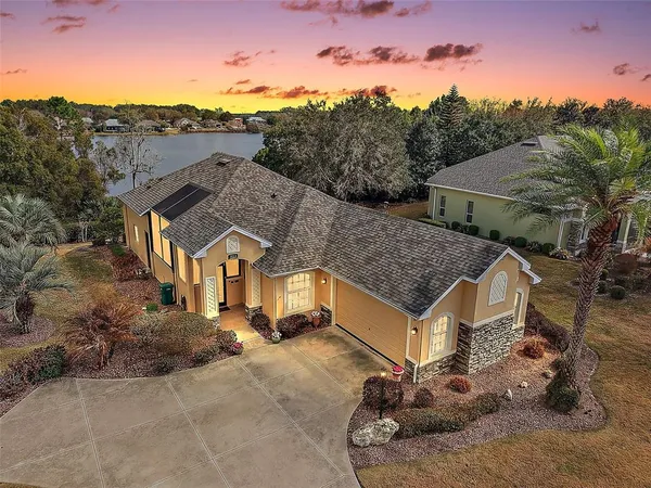 $479,500 | 8124 Bridgeport Bay Circle, Mount Dora, FL 32757