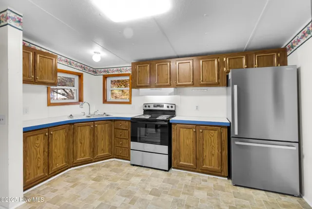 $1,800 | 220 Tree Lane, New Bern, NC 28562