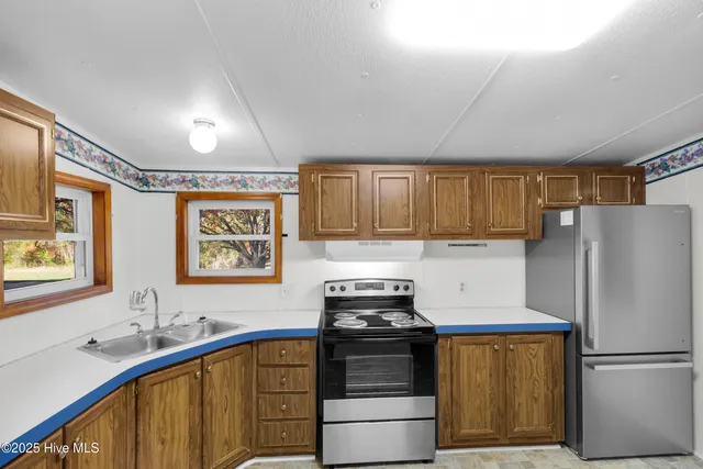 $1,800 | 220 Tree Lane, New Bern, NC 28562