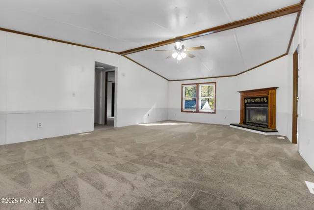 $1,800 | 220 Tree Lane, New Bern, NC 28562