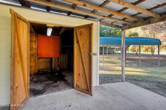 $1,800 | 220 Tree Lane, New Bern, NC 28562