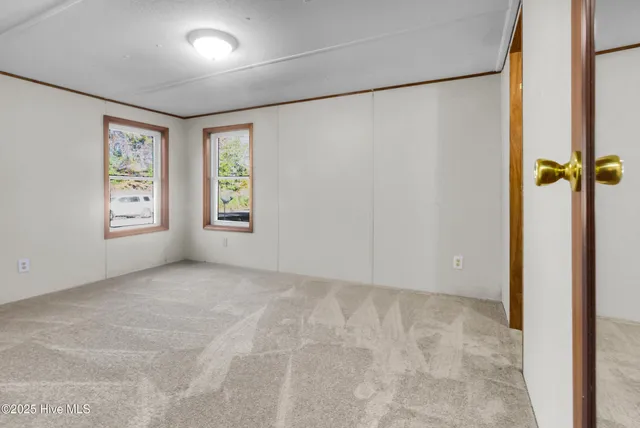 $1,800 | 220 Tree Lane, New Bern, NC 28562