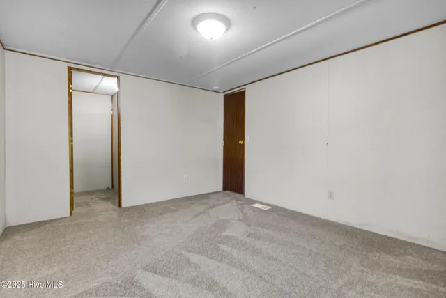 $1,800 | 220 Tree Lane, New Bern, NC 28562