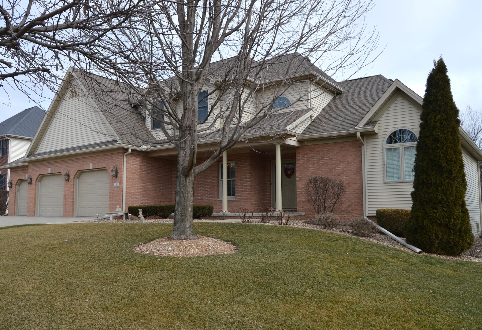 2103 Jessamine Road Bloomington, IL 61704 - Photo 1 of 57 Gallery Image 1