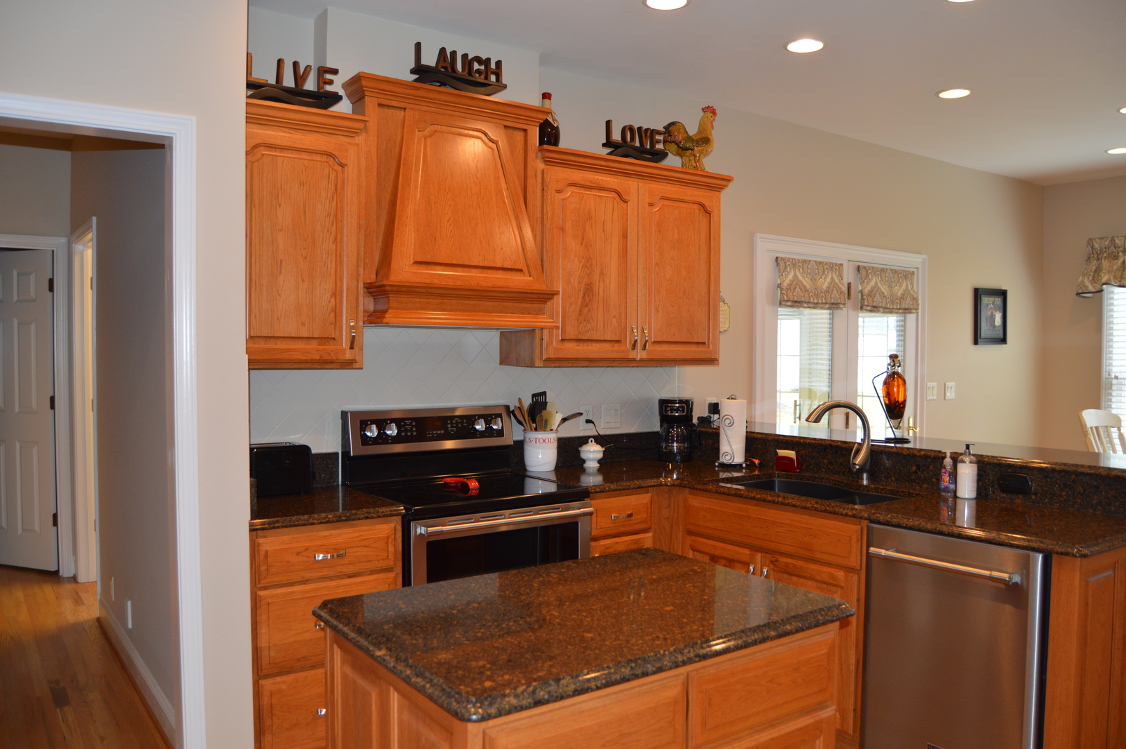 2103 Jessamine Road Bloomington, IL 61704 - Photo 17 of 57 Gallery Image 17