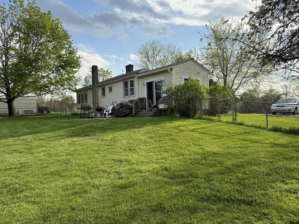 29 Sampson Road Charlton, MA 01507 - Photo 5 of 29