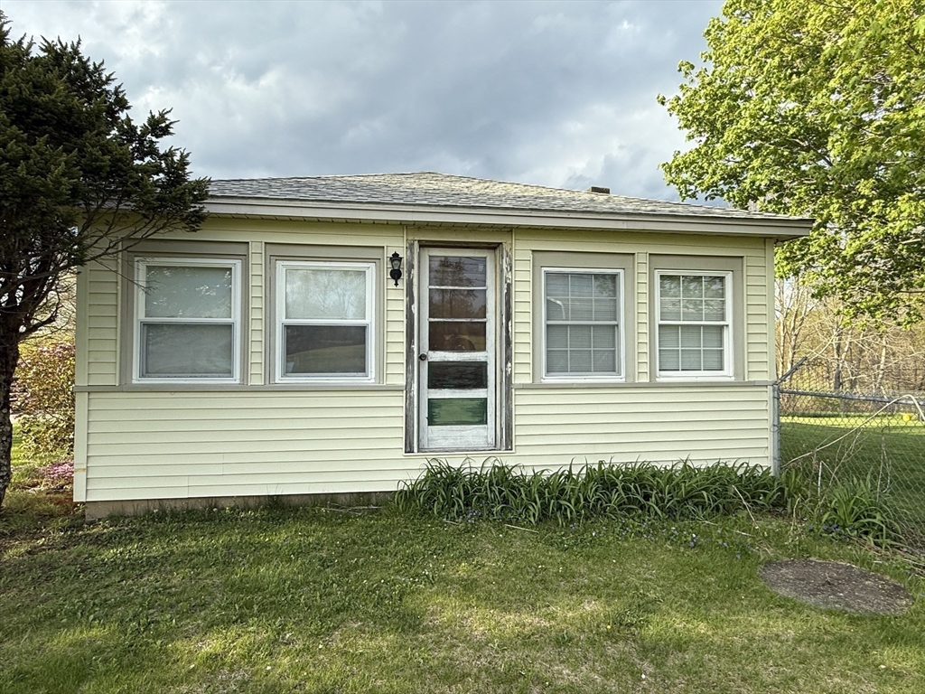 29 Sampson Road Charlton, MA 01507 - Photo 6 of 29