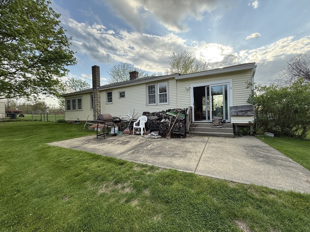 29 Sampson Road Charlton, MA 01507 - Photo 7 of 29