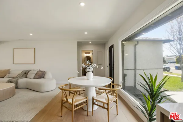 $4,390 | 7358 Paso Robles Avenue, Van Nuys, CA 91406