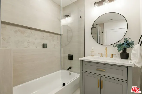 $4,390 | 7358 Paso Robles Avenue, Van Nuys, CA 91406