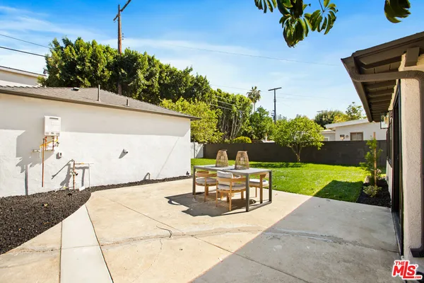 $4,390 | 7358 Paso Robles Avenue, Van Nuys, CA 91406