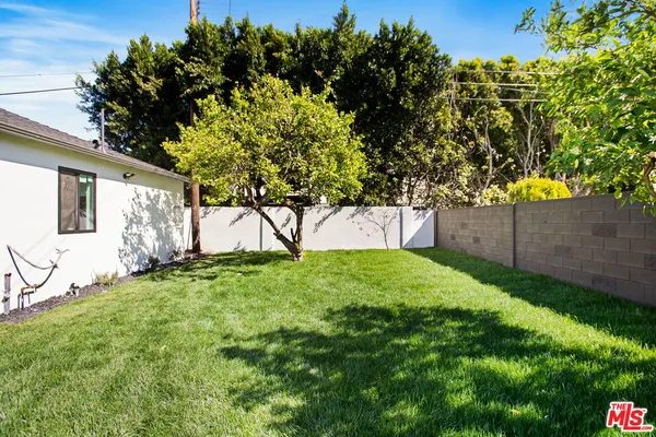 $4,390 | 7358 Paso Robles Avenue, Van Nuys, CA 91406