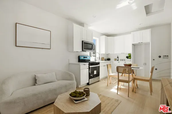 $4,390 | 7358 Paso Robles Avenue, Van Nuys, CA 91406