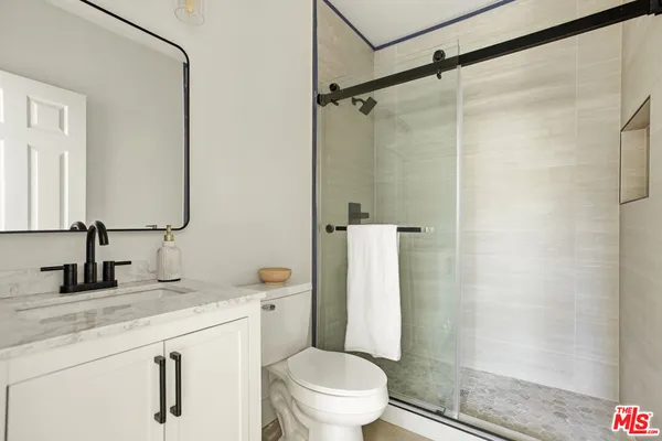 $4,390 | 7358 Paso Robles Avenue, Van Nuys, CA 91406