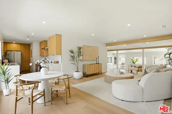 $4,390 | 7358 Paso Robles Avenue, Van Nuys, CA 91406