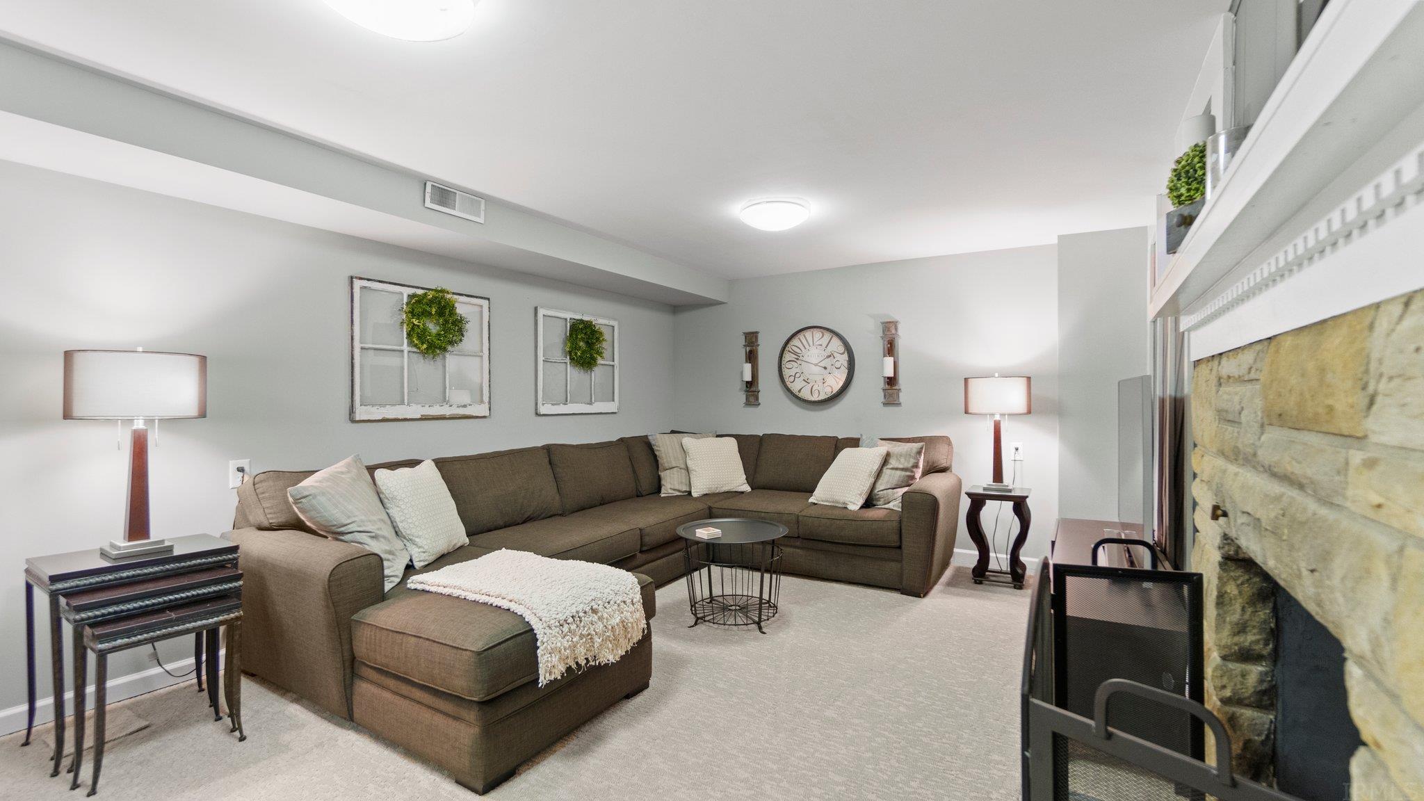 811 West Rudisill Boulevard Fort Wayne, IN 46807 - Photo 28 of 36 Gallery Image 28