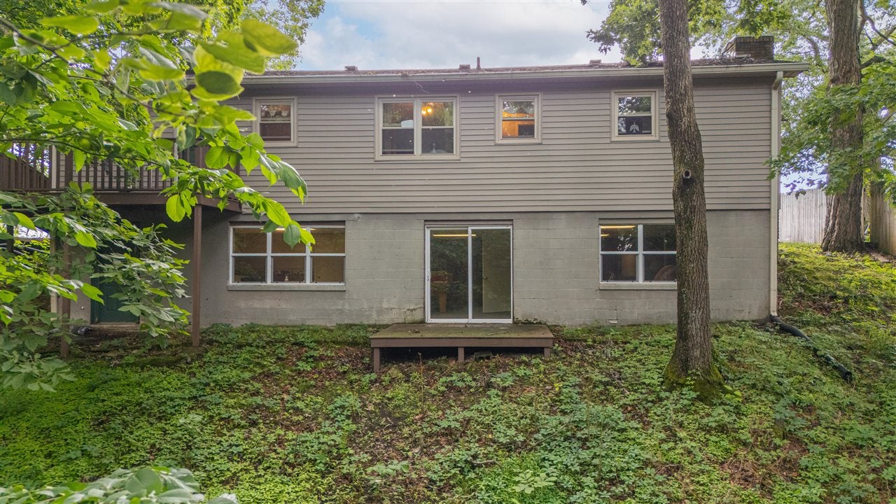 408 Greencastle Road Bowling Green, KY 42101 - Photo 34 of 39 Gallery Image 34
