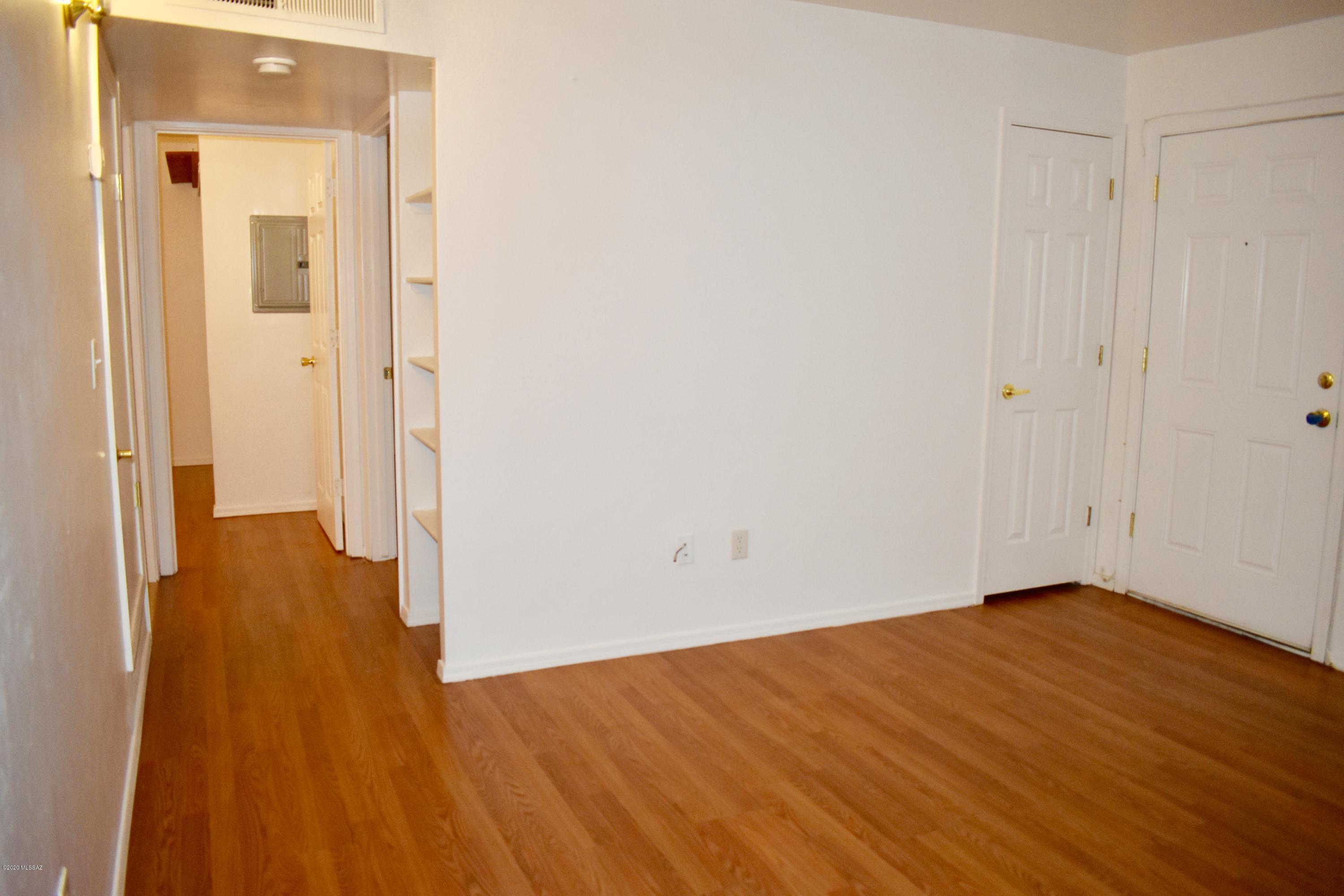350 North Silverbell Road Tucson, AZ 85745 - Photo 12 of 26