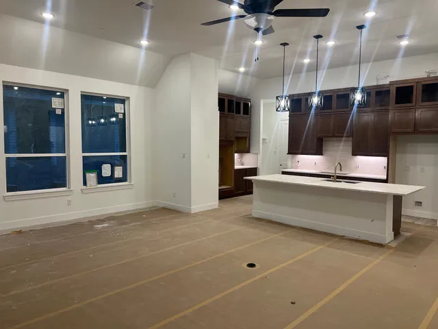 $450,000 | 13331 Valley Orchard, Tomball, TX 77375