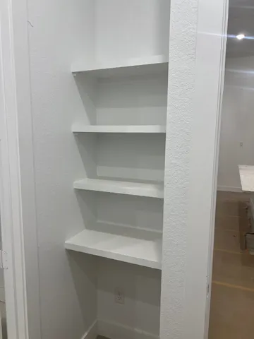 $450,000 | 13331 Valley Orchard, Tomball, TX 77375