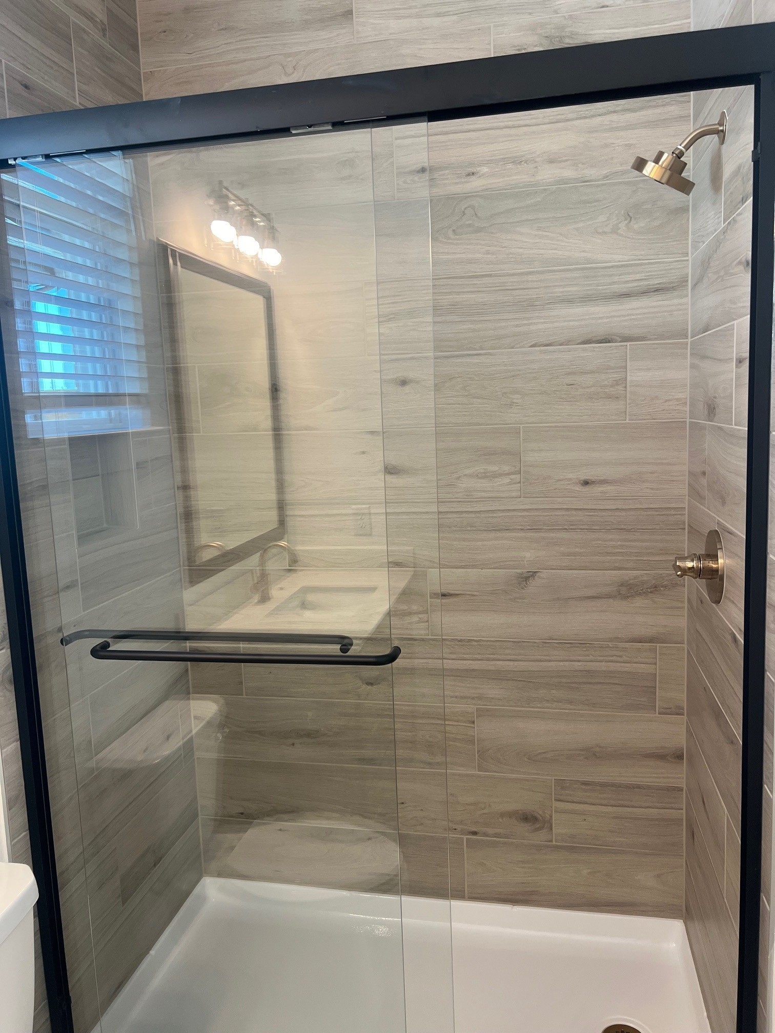 13331 Valley Orchard Tomball, TX 77375 - Photo 10 of 30 a bathroom with a shower