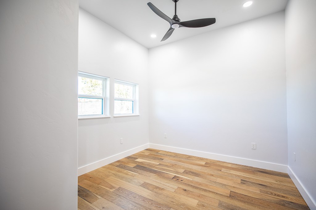 183 Wood Trail Kerrville, TX 78028 - Photo 19 of 32 Bedroom Three