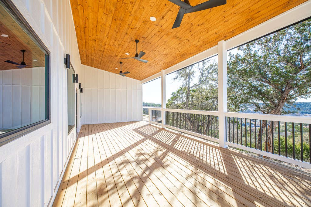 183 Wood Trail Kerrville, TX 78028 - Photo 22 of 32